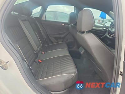 Zdjęcie 10 z 13 samochodu: 2023 VOLKSWAGEN JETTA SPORT VIN:3VWBM7BU5PM018391 - miniatura