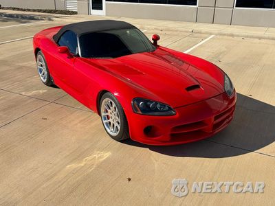 2004 DODGE VIPER SRT-10 1B3JZ65Z74V100319 - główne zdjęcie licytacji z USA - miniatura