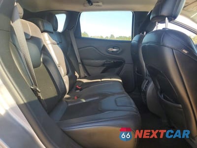 Zdjęcie 11 z 13 samochodu: 2019 JEEP CHEROKEE LATITUDE PLUS VIN:1C4PJMLB1KD371907 - miniatura