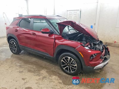 Czwarte zdjęcie samochodu z boku: 2025 CHEVROLET TRAILBLAZER LT VIN:KL79MRSL4SB128091 - miniatura