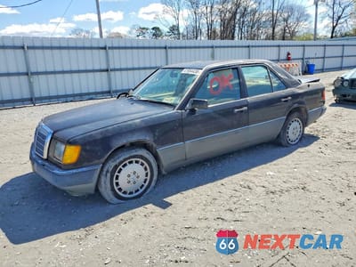 1993 MERCEDES-BENZ 300 E 2.8 WDBEA28E9PC009981 - główne zdjęcie licytacji z USA - miniatura