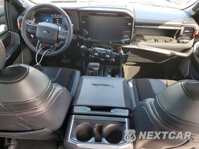 Zdjęcie 8 z 13 samochodu: 2024 FORD F150 RAPTOR VIN:1FTFW1RJ7RFA42718 - miniatura