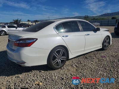Trzecie zdjęcie samochodu z tyłu: 2017 HONDA ACCORD SPORT VIN:1HGCR2F54HA156535 - miniatura