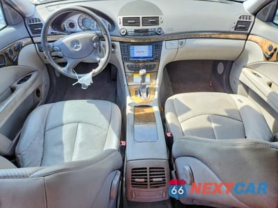 Zdjęcie 8 z 12 samochodu: 2007 MERCEDES-BENZ E-CLASS VIN:WDBUF87X47B121225 - miniatura