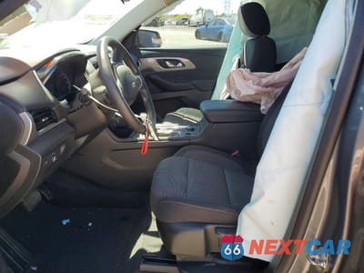 Zdjęcie 7 z 13 samochodu: 2021 CHEVROLET TRAVERSE LS VIN:1GNERFKW1MJ174831 - miniatura