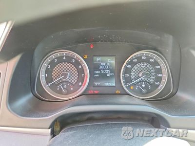 Zdjęcie 9 z 14 samochodu: 2019 HYUNDAI ELANTRA SE VIN:KMHD74LF6KU754435 - miniatura