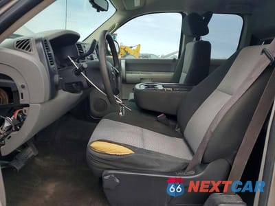 Zdjęcie 7 z 12 samochodu: 2008 GMC SIERRA C1500 VIN:1GTEC19X48Z297087 - miniatura