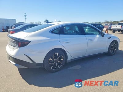 Trzecie zdjęcie samochodu z tyłu: 2024 HYUNDAI SONATA SEL VIN:KMHL64JA5RA378828 - miniatura