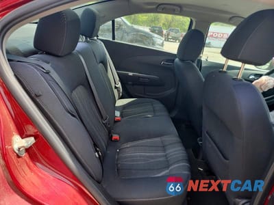 Zdjęcie 10 z 11 samochodu: 2017 CHEVROLET SONIC LT VIN:1G1JD5SH4H4132989 - miniatura