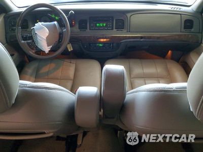 Zdjęcie 8 z 11 samochodu: 2007 MERCURY GRAND MARQUIS LS VIN:2MEHM75V27X621979 - miniatura