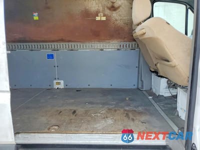 Zdjęcie 11 z 13 samochodu: 2014 MERCEDES BENZ SPRINTER 3500 DELIVERY VAN VIN:WD3PF4CC8E5910588 - miniatura