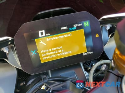 Zdjęcie 7 z 9 samochodu: 2023 BMW S 1000 RR VIN:WB10E6300P6H63871 - miniatura