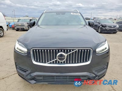 Piąte zdjęcie samochodu w środku: 2020 VOLVO XC90 T8 MOMENTUM VIN:YV4BR0CK7L1589619 - miniatura