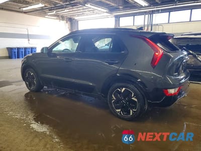 Drugie zdjęcie samochodu z przodu: 2023 KIA NIRO EV WIND VIN:KNDCR3L11P5072458 - miniatura