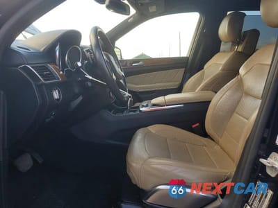 Zdjęcie 7 z 13 samochodu: 2015 MERCEDES-BENZ GL 550 4MATIC VIN:4JGDF7DE6FA483247 - miniatura