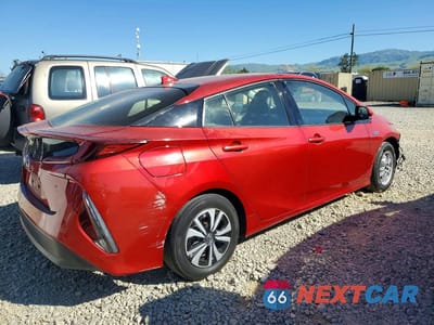 Trzecie zdjęcie samochodu z tyłu: 2019 TOYOTA PRIUS PRIME PREMIUM VIN:JTDKARFP1K3113102 - miniatura