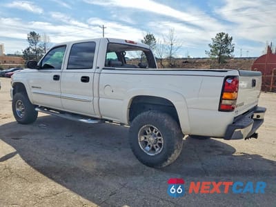 Drugie zdjęcie samochodu z przodu: 2004 GMC SIERRA C2500 HEAVY DUTY VIN:1GTHC23U24F188107 - miniatura