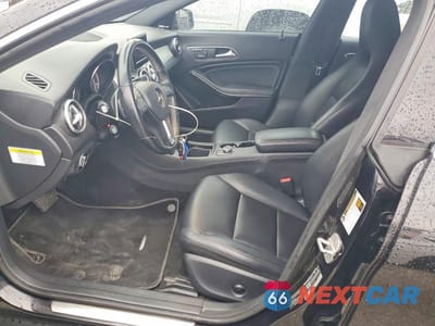 Zdjęcie 7 z 11 samochodu: 2014 MERCEDES-BENZ CLA 250 VIN:WDDSJ4EB8EN033030 - miniatura