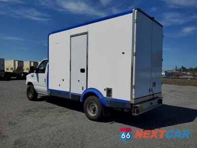 Drugie zdjęcie samochodu z przodu: 2023 FORD E350 REFRIGERATED BOX TRUCK VIN:1FDWE3FKXPDD18826 - miniatura