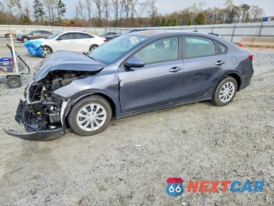 2024 KIA FORTE LX 3KPF24AD7RE753252 - główne zdjęcie licytacji z USA - miniatura