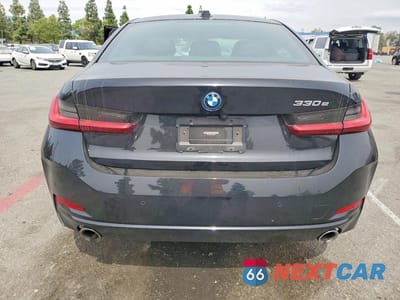 Zdjęcie 6 z 12 samochodu: 2023 BMW 330E VIN:3MW39FF0XP8C79841 - miniatura