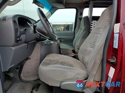 Zdjęcie 7 z 13 samochodu: 2004 FORD ECONOLINE E250 VAN VIN:1FDNE24L84HA08860 - miniatura