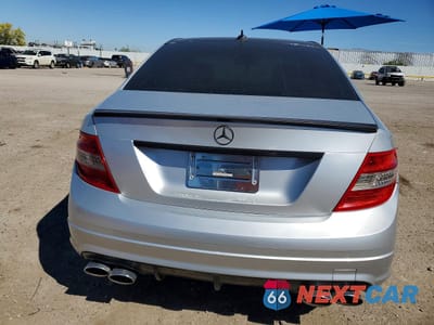 Zdjęcie 6 z 12 samochodu: 2009 MERCEDES-BENZ C 63 AMG VIN:WDDGF77X99F214624 - miniatura