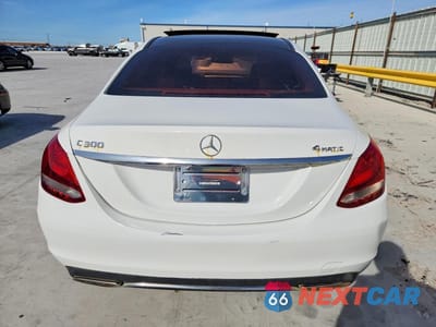 Zdjęcie 6 z 11 samochodu: 2017 MERCEDES-BENZ C 300 VIN:55SWF4JB0HU205460 - miniatura