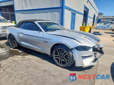 Czwarte zdjęcie samochodu z boku: 2019 FORD MUSTANG GT VIN:1FATP8FF8K5140389 - miniatura