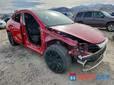 Czwarte zdjęcie samochodu z boku: 2022 TESLA MODEL Y VIN:7SAYGDEE4NF458467 - miniatura