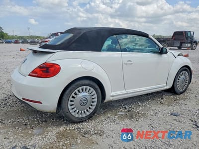 Trzecie zdjęcie samochodu z tyłu: 2013 VOLKSWAGEN BEETLE VIN:3VW5P7ATXDM822632 - miniatura