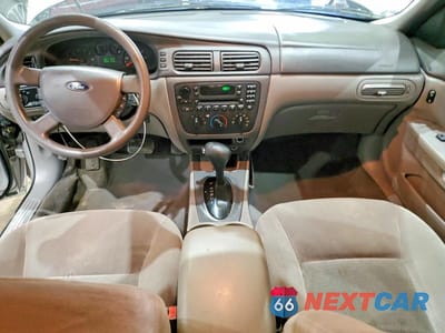 Zdjęcie 8 z 11 samochodu: 2005 FORD TAURUS SE VIN:1FAHP53UX5A309038 - miniatura