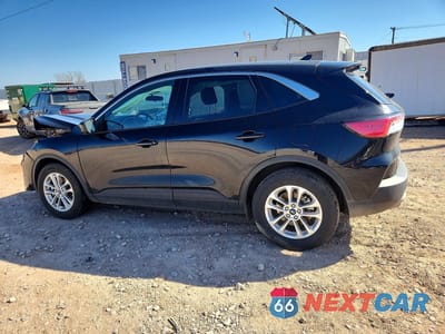 Drugie zdjęcie samochodu z przodu: 2021 FORD ESCAPE SE VIN:1FMCU0BZ3MUA30102 - miniatura