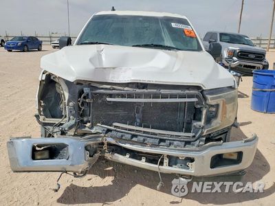 Piąte zdjęcie samochodu w środku: 2019 FORD F150 SUPERCREW VIN:1FTFW1E52KKD29714 - miniatura