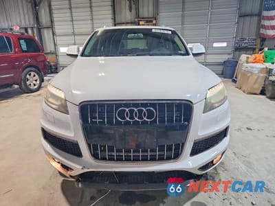Piąte zdjęcie samochodu w środku: 2010 AUDI Q7 PRESTIGE VIN:WA1WMAFE3AD007438 - miniatura