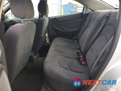 Zdjęcie 10 z 13 samochodu: 2004 CHRYSLER SEBRING LX VIN:1C3EL46X74N375504 - miniatura