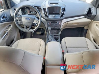 Zdjęcie 8 z 13 samochodu: 2017 FORD ESCAPE SE VIN:1FMCU9GD2HUA07580 - miniatura