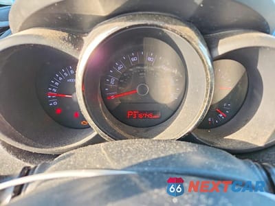 Zdjęcie 9 z 12 samochodu: 2011 KIA SOUL + VIN:KNDJT2A25B7712649 - miniatura