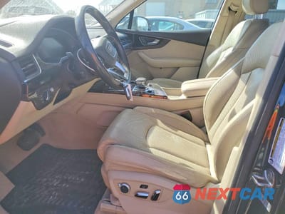 Zdjęcie 7 z 12 samochodu: 2018 AUDI Q7 PRESTIGE VIN:WA1VAAF77JD003995 - miniatura