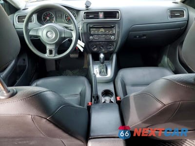 Zdjęcie 8 z 12 samochodu: 2014 VOLKSWAGEN JETTA SE VIN:3VWD17AJ1EM367098 - miniatura