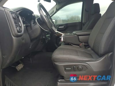 Zdjęcie 7 z 12 samochodu: 2019 CHEVROLET SILVERADO K1500 RST VIN:1GCUYEED6KZ144296 - miniatura