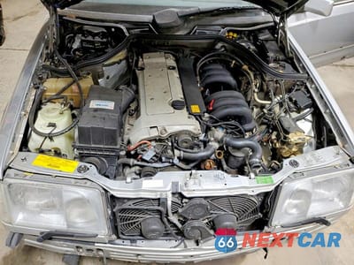 Zdjęcie 11 z 11 samochodu: 1994 MERCEDES-BENZ E 320 VIN:WDBEA66E4RC083709 - miniatura