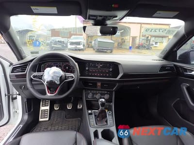 Zdjęcie 9 z 13 samochodu: 2023 VOLKSWAGEN JETTA GLI AUTOBAHN VIN:3VW1T7BU9PM032535 - miniatura