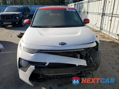 Piąte zdjęcie samochodu w środku: 2020 KIA SOUL GT-LINE VIN:KNDJ63AU7L7096470 - miniatura