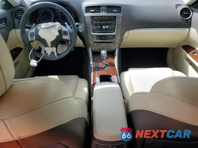 Zdjęcie 8 z 11 samochodu: 2012 LEXUS IS 250 BASE VIN:JTHBF5C25C5180440 - miniatura