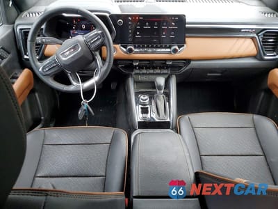 Zdjęcie 8 z 12 samochodu: 2023 GMC CANYON AT4 VIN:1GTP6DEK5P1174570 - miniatura