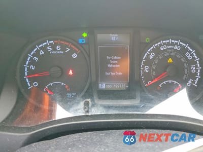 Zdjęcie 9 z 12 samochodu: 2018 TOYOTA TACOMA SR VIN:5TFAX5GN3JX128580 - miniatura