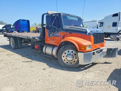 Czwarte zdjęcie samochodu z boku: 1997 INTERNATIONAL 4000 4700 - FLAT BED TRUCK VIN:1HTSCAAM3VH450969 - miniatura