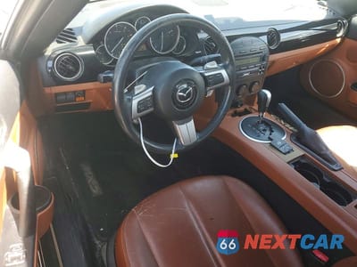 Zdjęcie 8 z 11 samochodu: 2006 MAZDA MX-5 MIATA VIN:JM1NC25F160112546 - miniatura