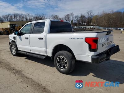 Drugie zdjęcie samochodu z przodu: 2022 FORD F150 LIGHTNING PRO VIN:1FTVW1EL1NWG14881 - miniatura